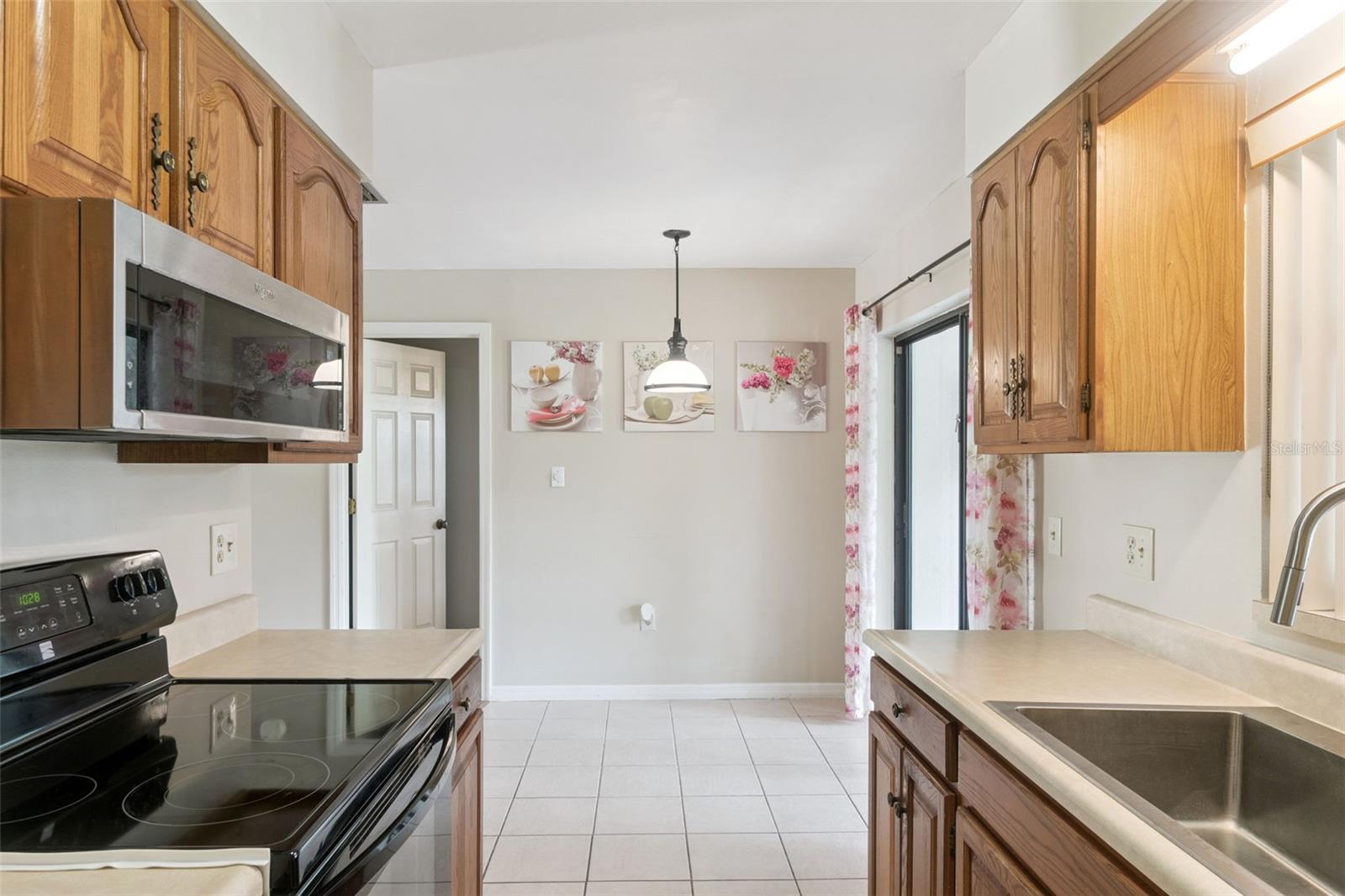 SUMMIT CHASE VILLAS PH 01 - Residential