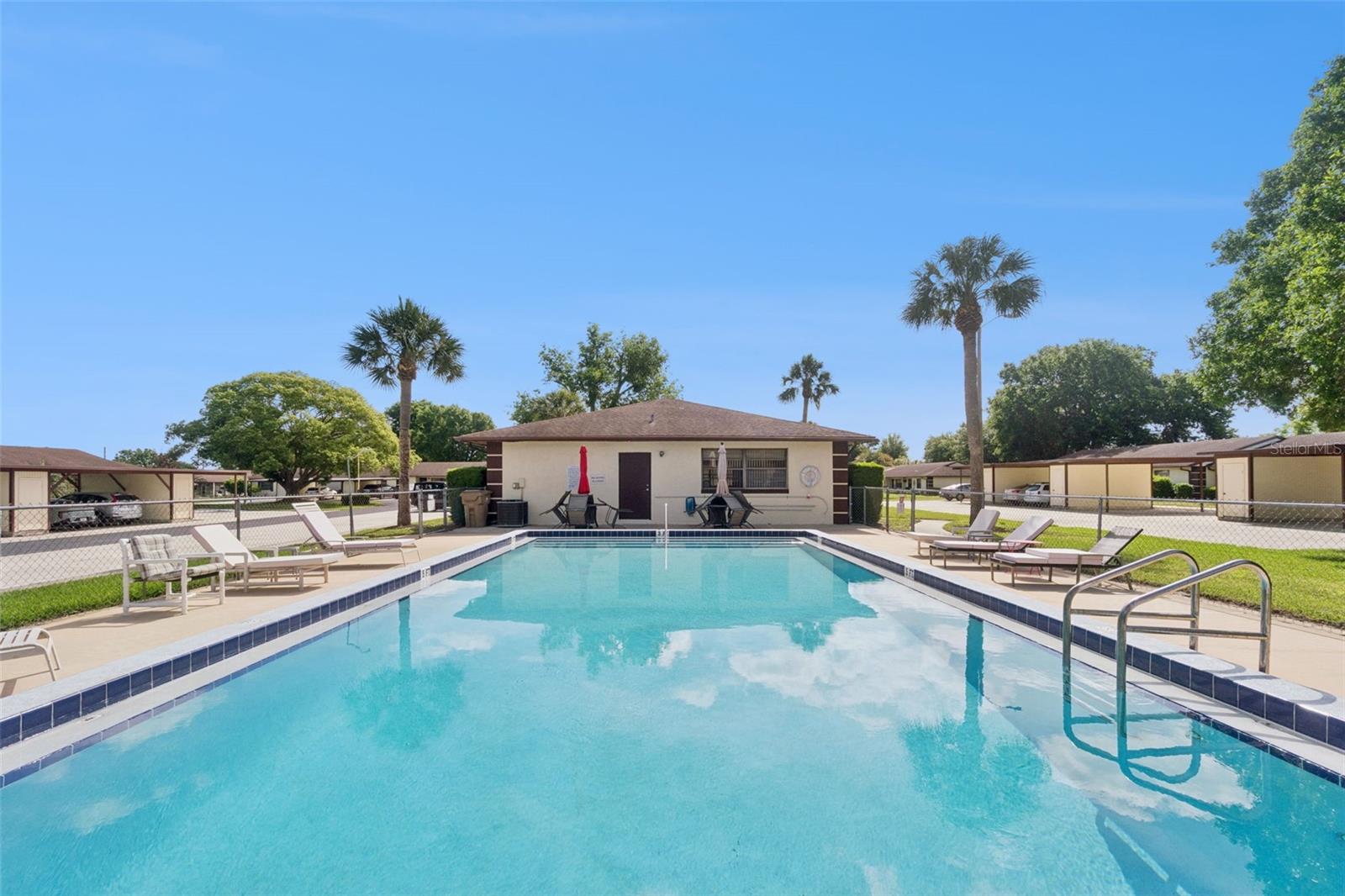 SUMMIT CHASE VILLAS PH 01 - Residential