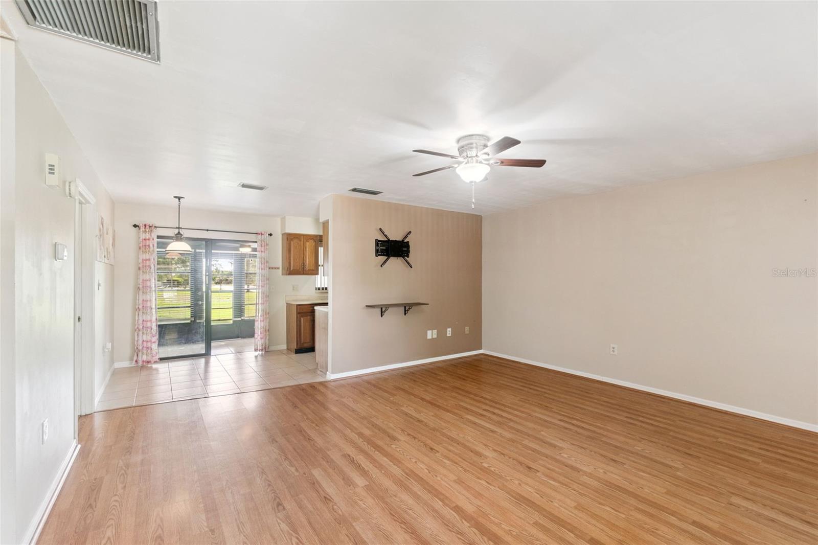 SUMMIT CHASE VILLAS PH 01 - Residential