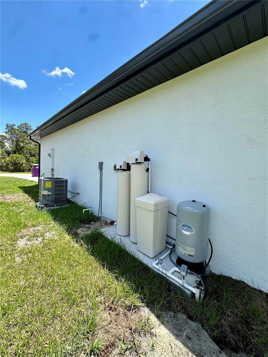 PORT CHARLOTTE SUB 30 - Residential Lease