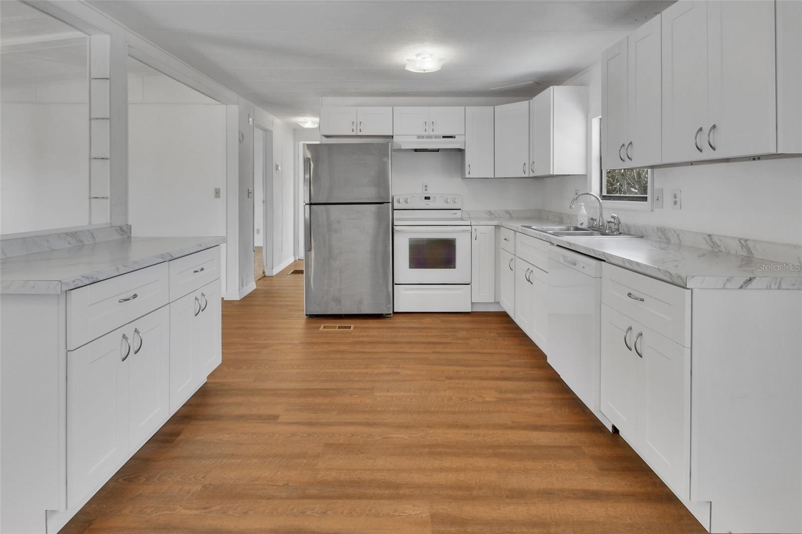 BIG TREE SHORES - Residential