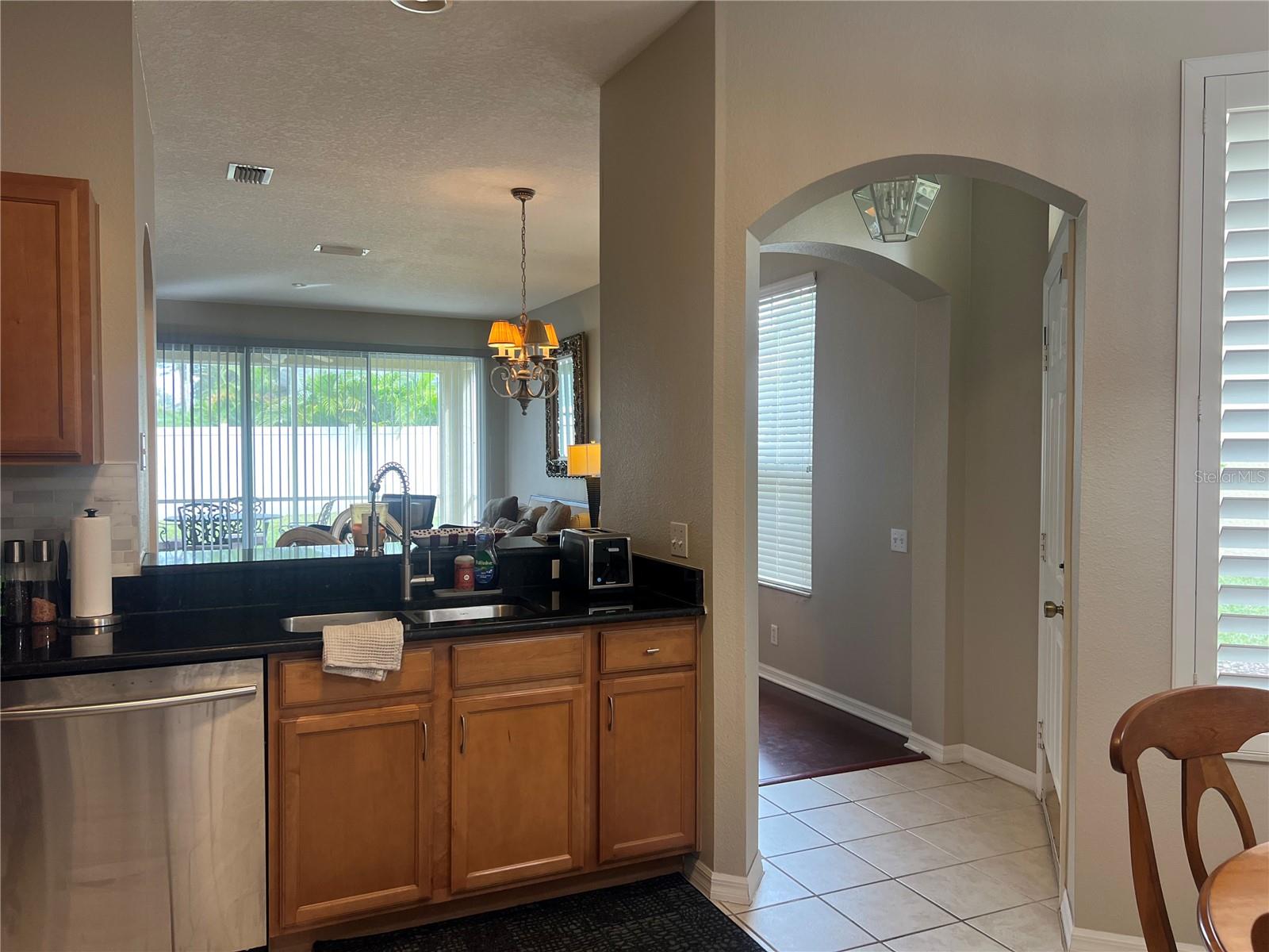 SUMMERDALE TWNHMS - Residential Lease