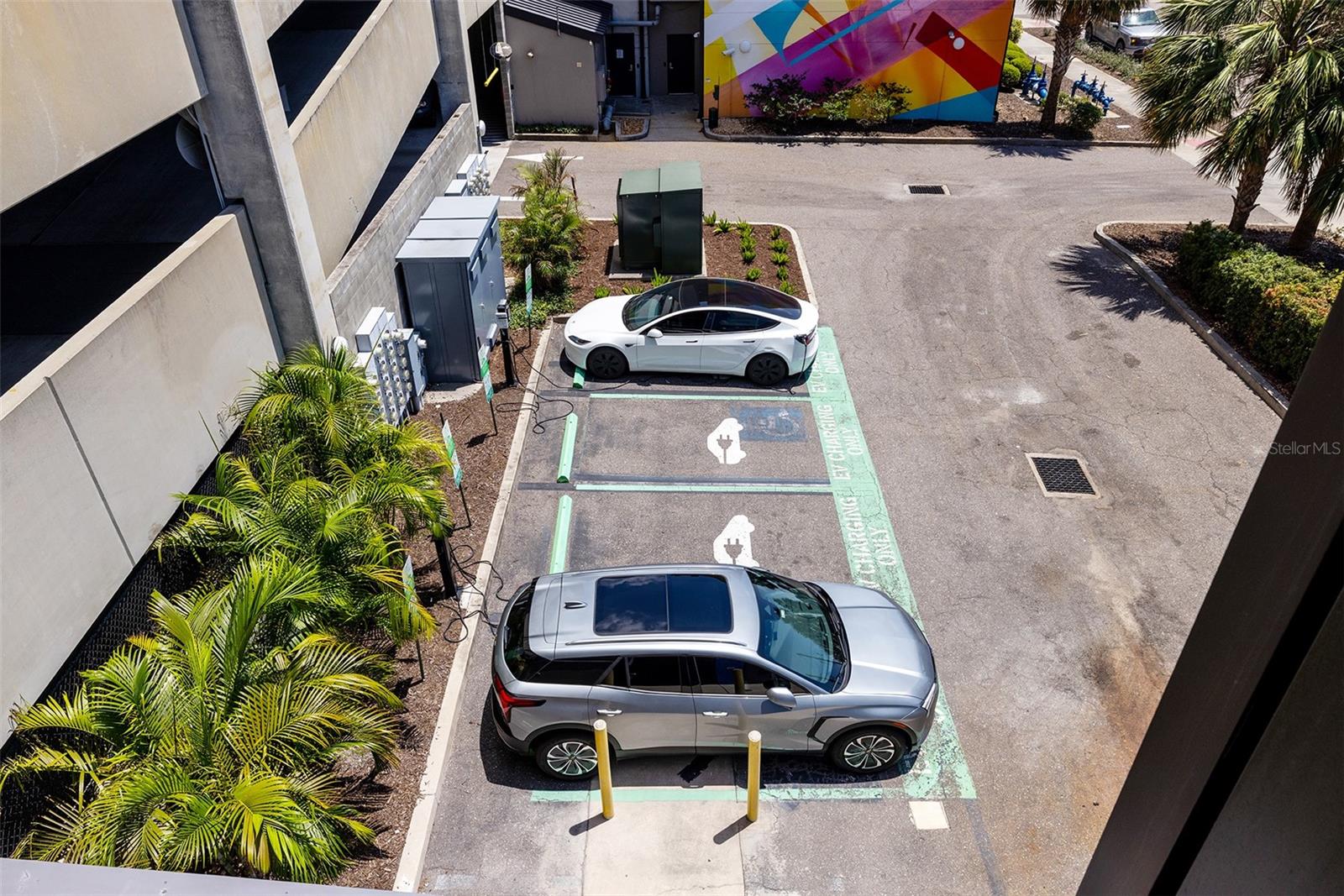 1010 CENTRAL CONDO - Residential Lease