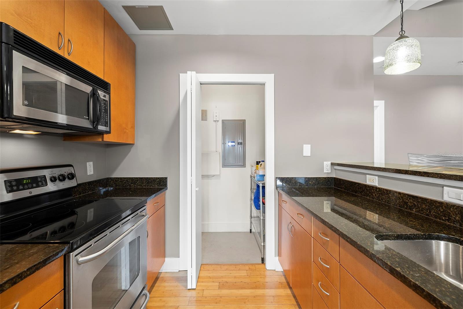 1010 CENTRAL CONDO - Residential Lease