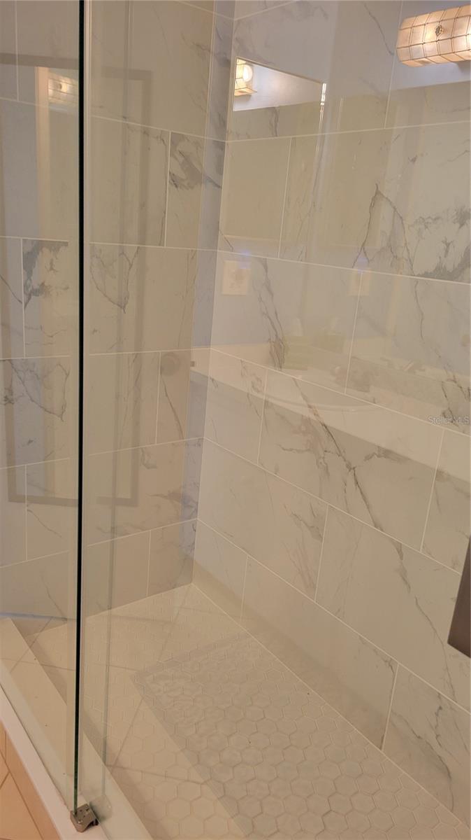 CASTEL DEL MARE - Residential Lease