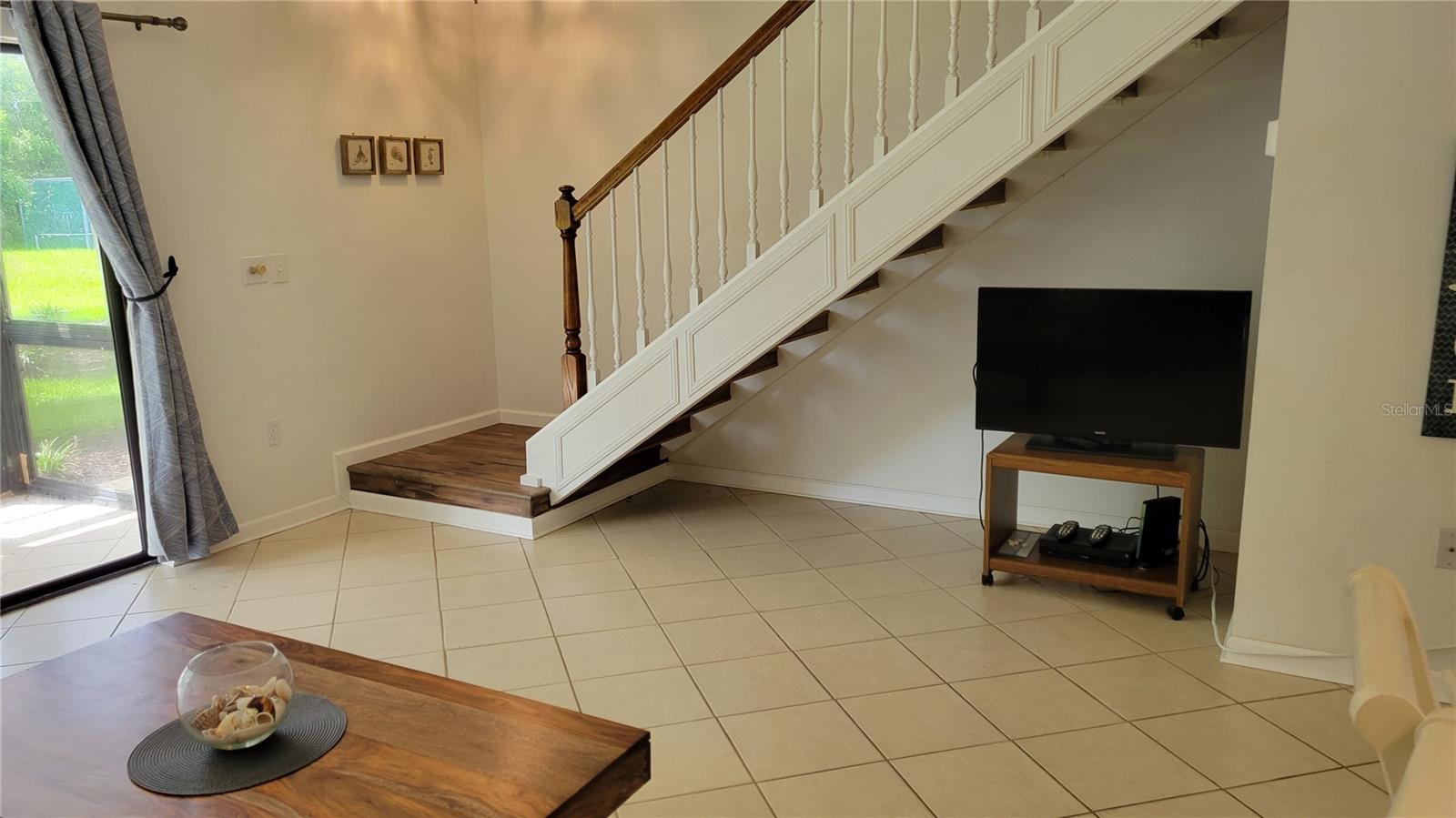 CASTEL DEL MARE - Residential Lease