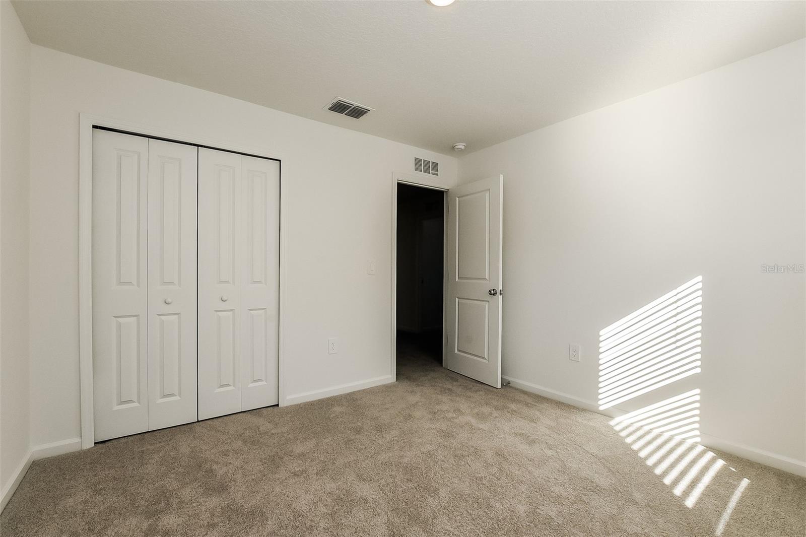 CROSSWINDS EAST PH 1 - Residential Lease