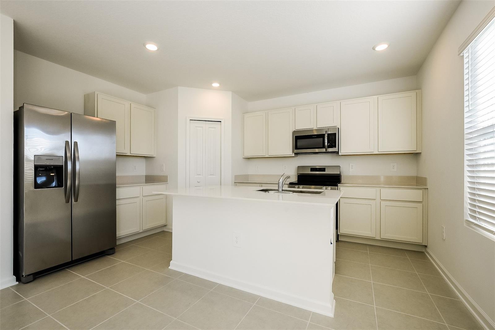 CROSSWINDS EAST PH 1 - Residential Lease