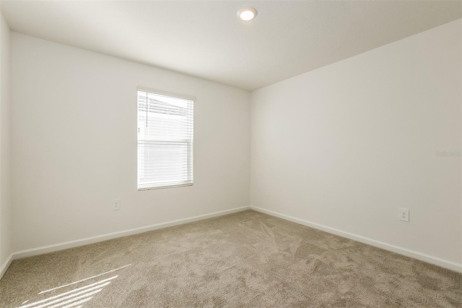 CROSSWINDS EAST PH 1 - Residential Lease