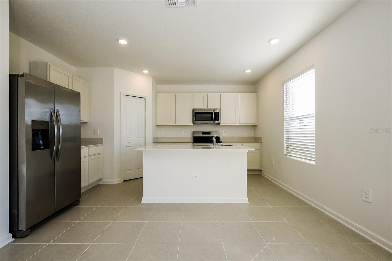 CROSSWINDS EAST PH 1 - Residential Lease