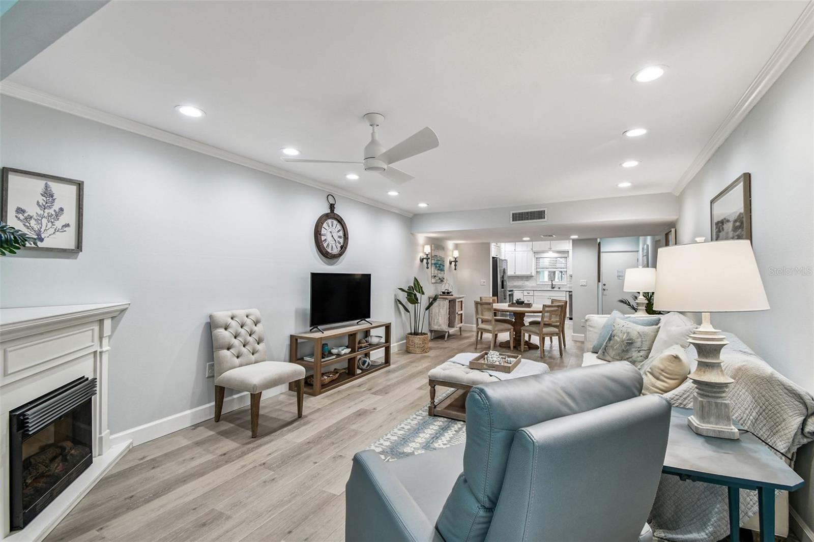 ROYAL STEWART ARMS - Residential Lease