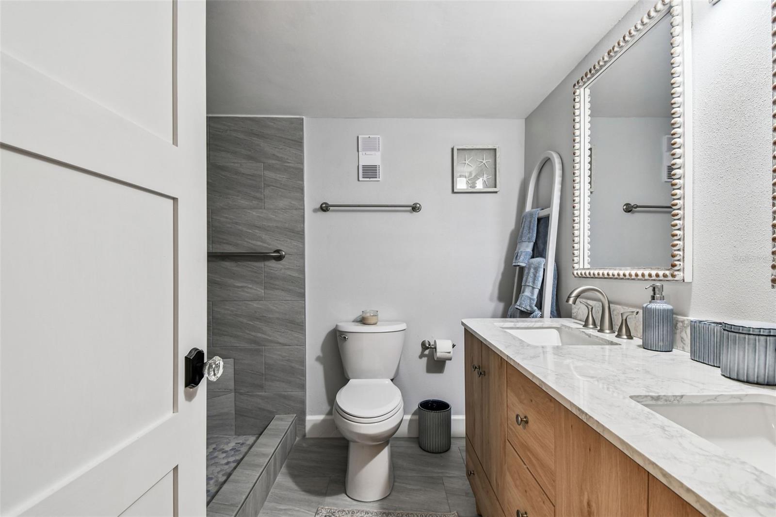 ROYAL STEWART ARMS - Residential Lease