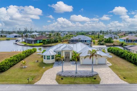 A home in PORT CHARLOTTE