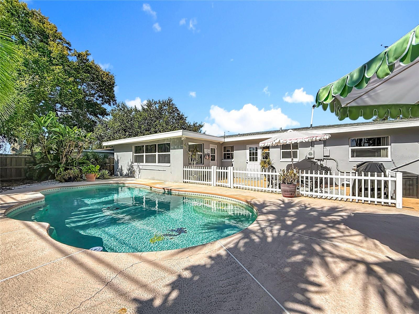 OAKHURST GROVES - Residential