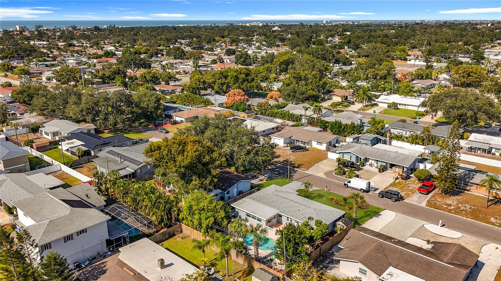 OAKHURST GROVES - Residential