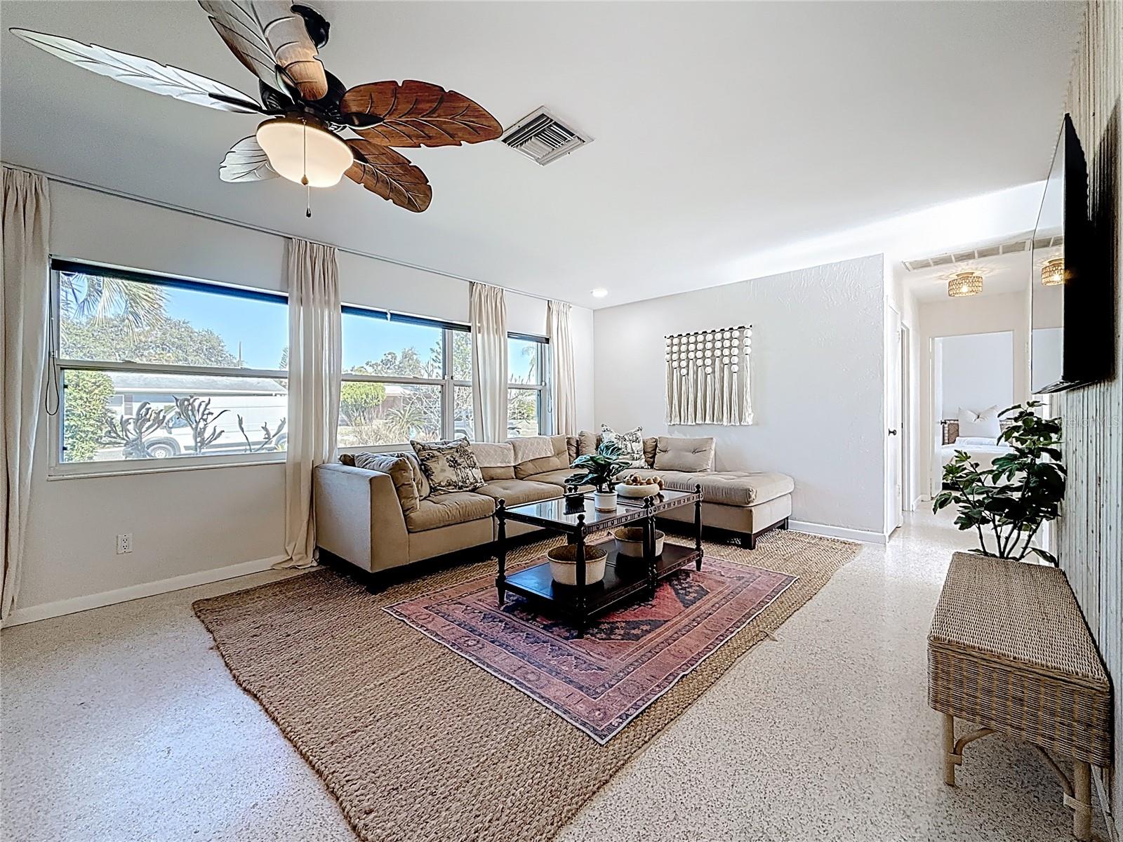 OAKHURST GROVES - Residential