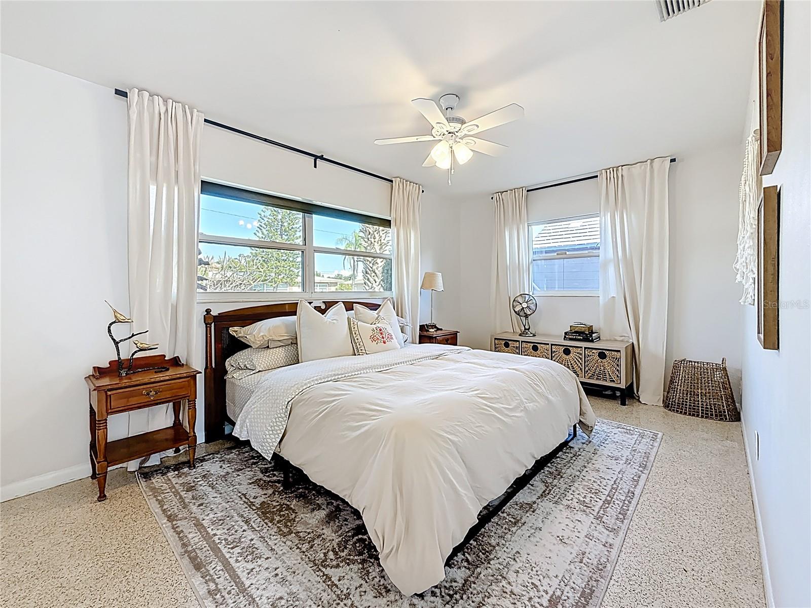 OAKHURST GROVES - Residential