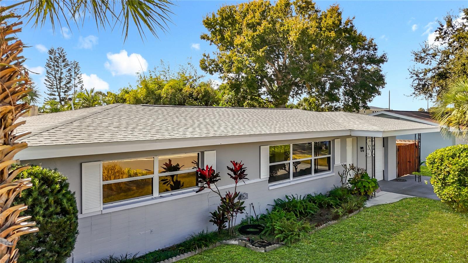 OAKHURST GROVES - Residential