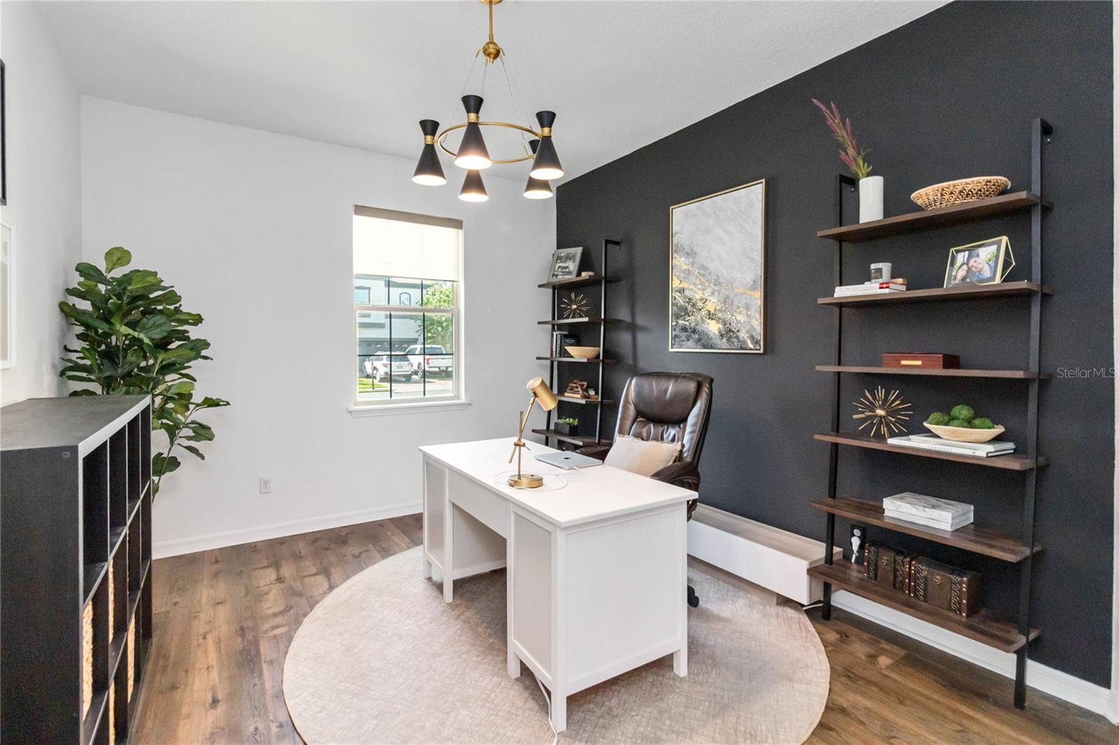 BROOKS COVE - Residential