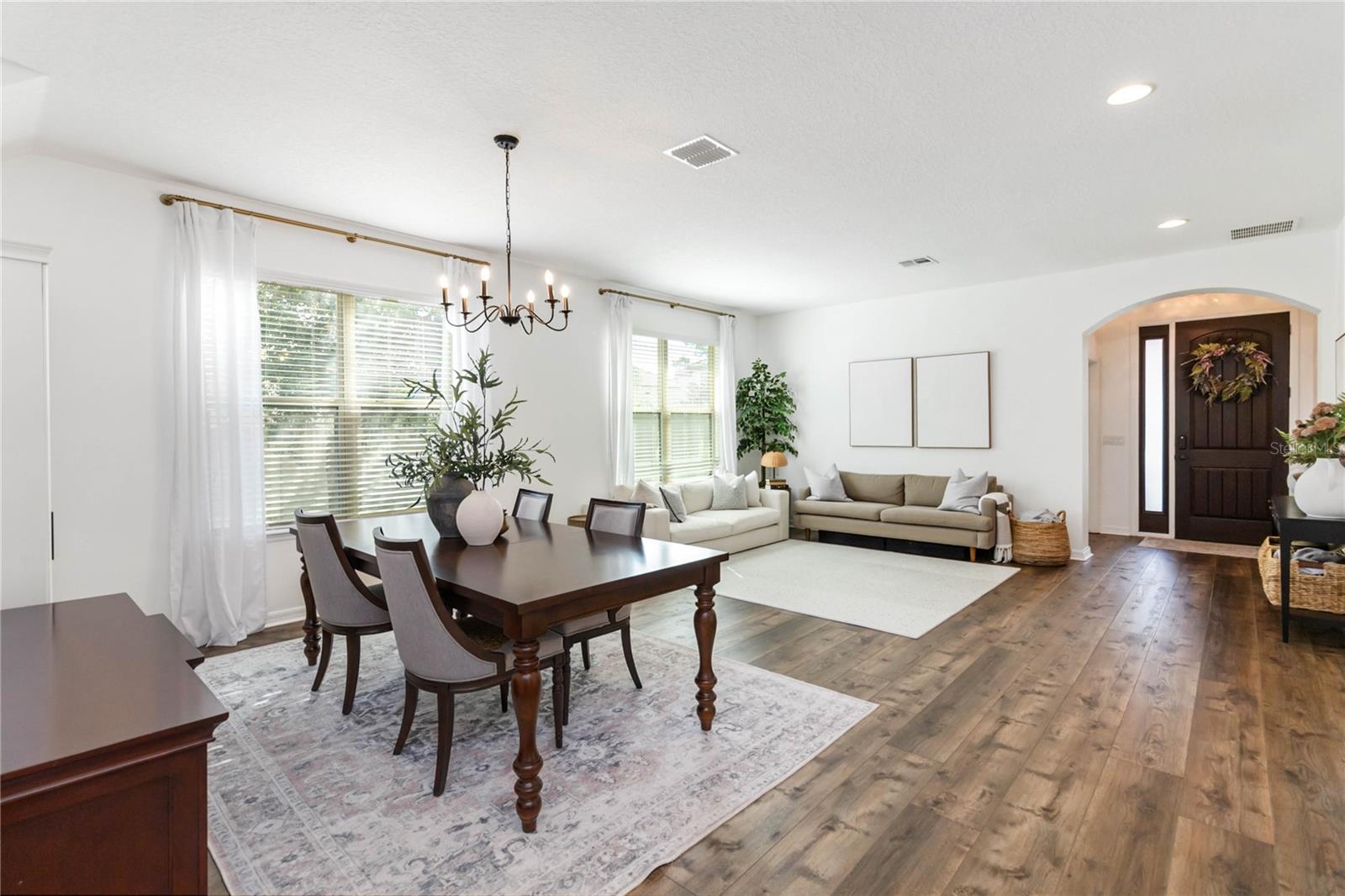 BROOKS COVE - Residential