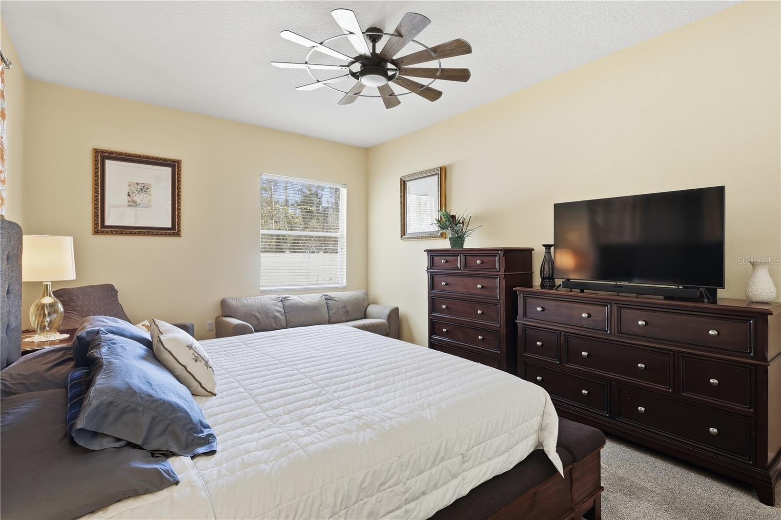 PINE LAKES - Residential