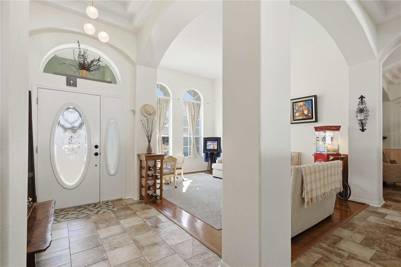 PINE LAKES - Residential