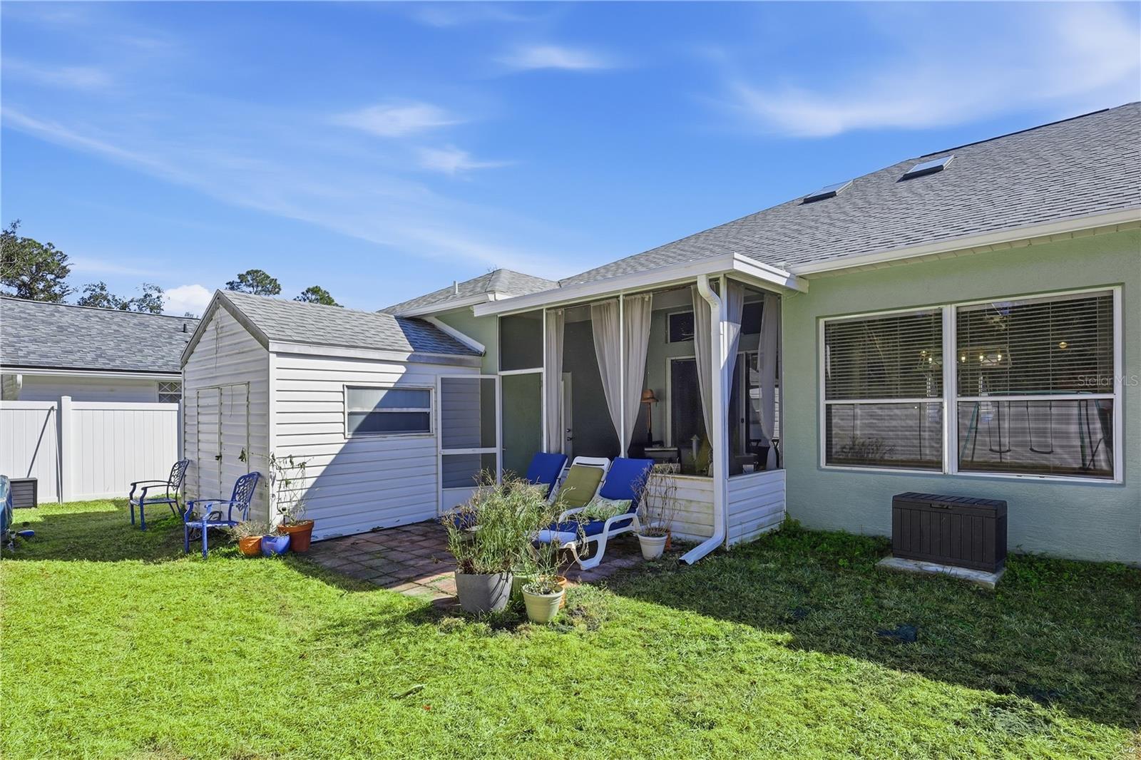 PINE LAKES - Residential