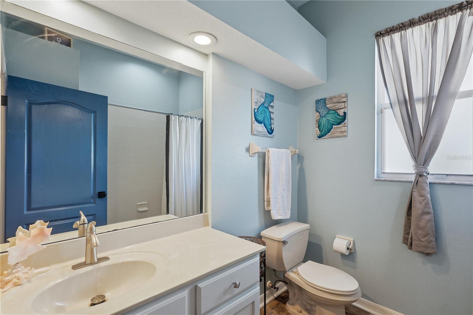 PINE LAKES - Residential