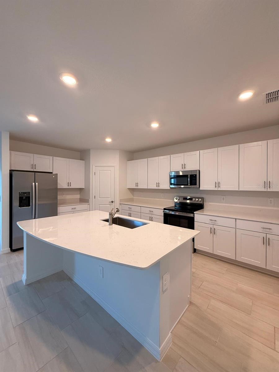 ANGELINE - Residential Lease