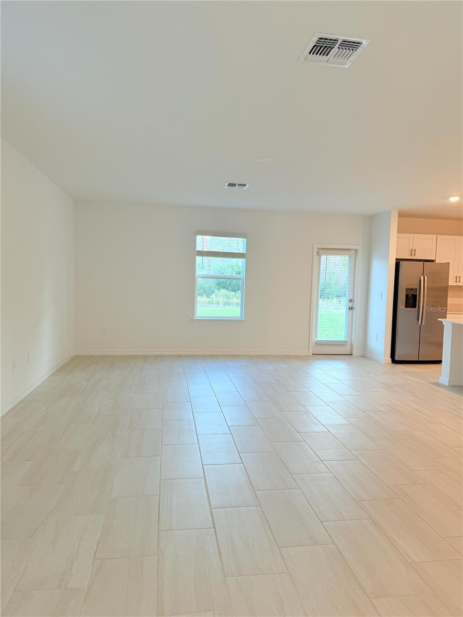 ANGELINE - Residential Lease