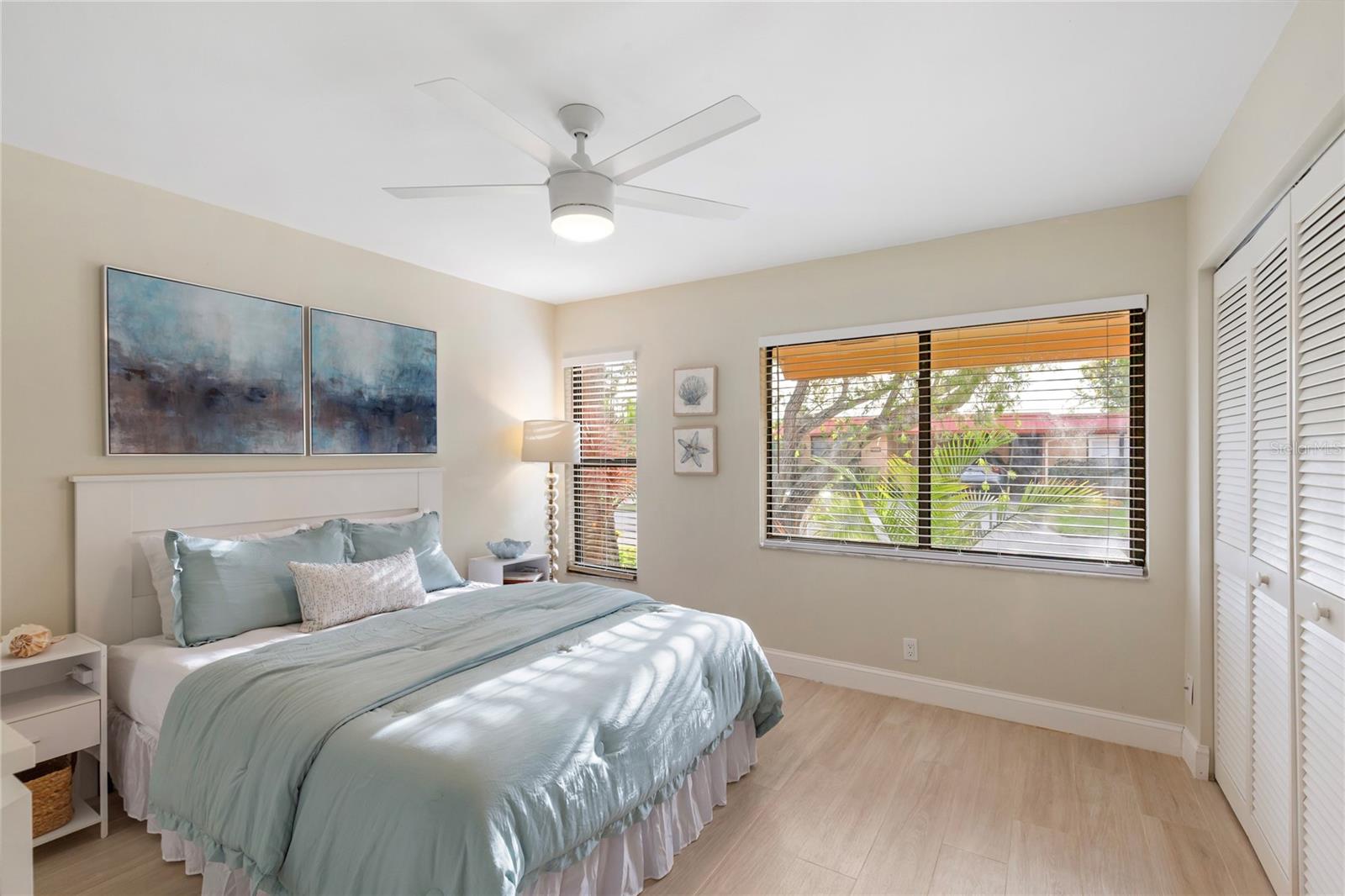 PALMA SOLA HARBOUR SEC 5 - Residential