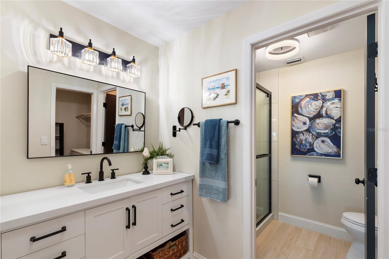 PALMA SOLA HARBOUR SEC 5 - Residential