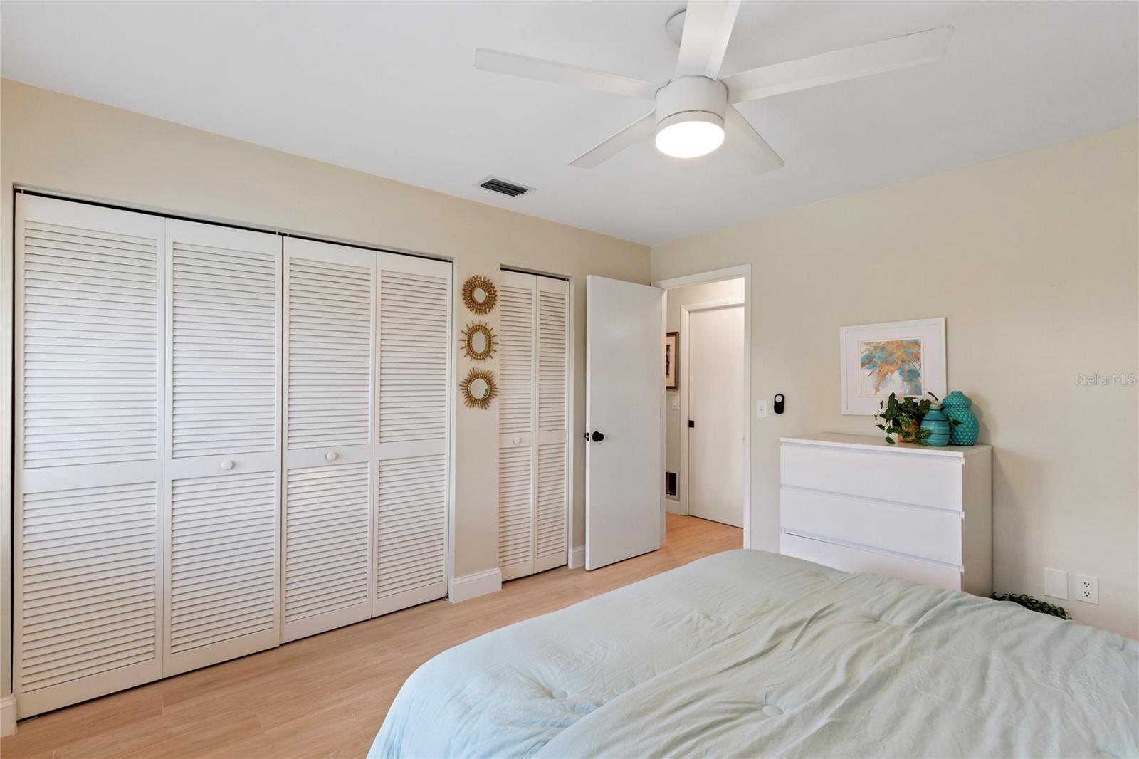 PALMA SOLA HARBOUR SEC 5 - Residential