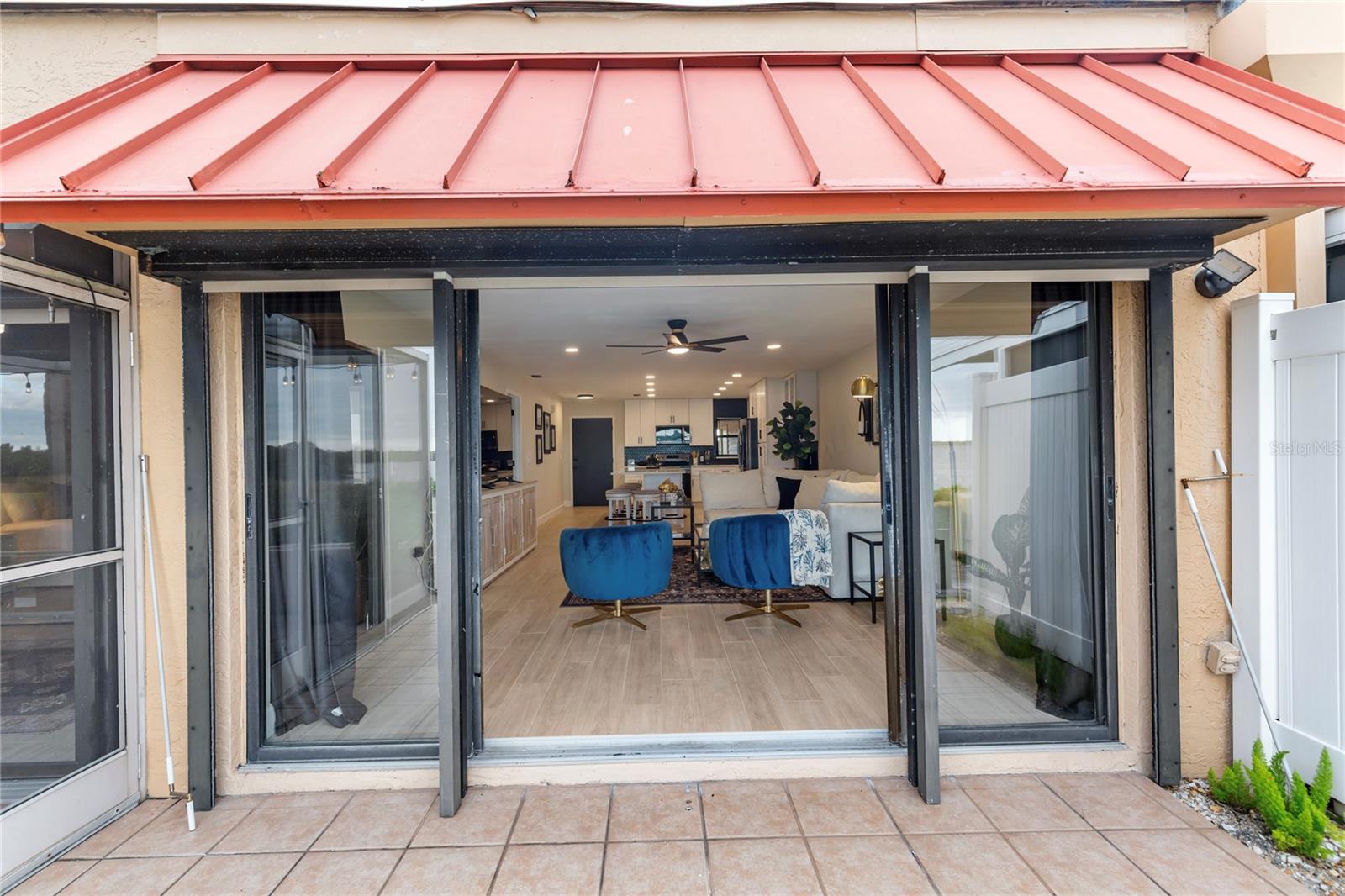 PALMA SOLA HARBOUR SEC 5 - Residential