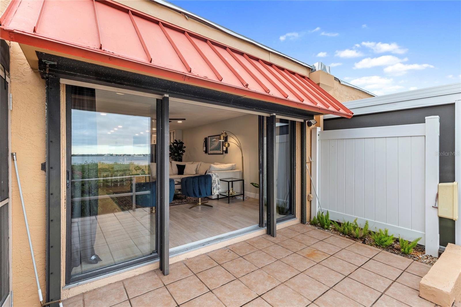 PALMA SOLA HARBOUR SEC 5 - Residential