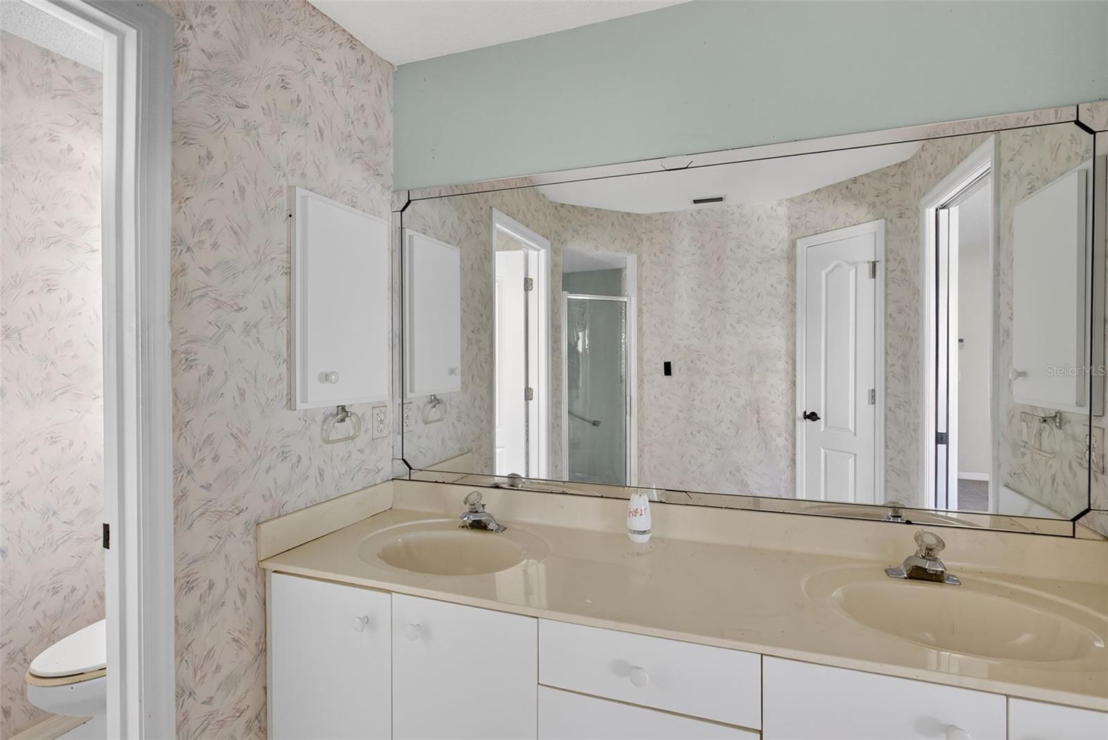 ASHLEY PLACE - Residential