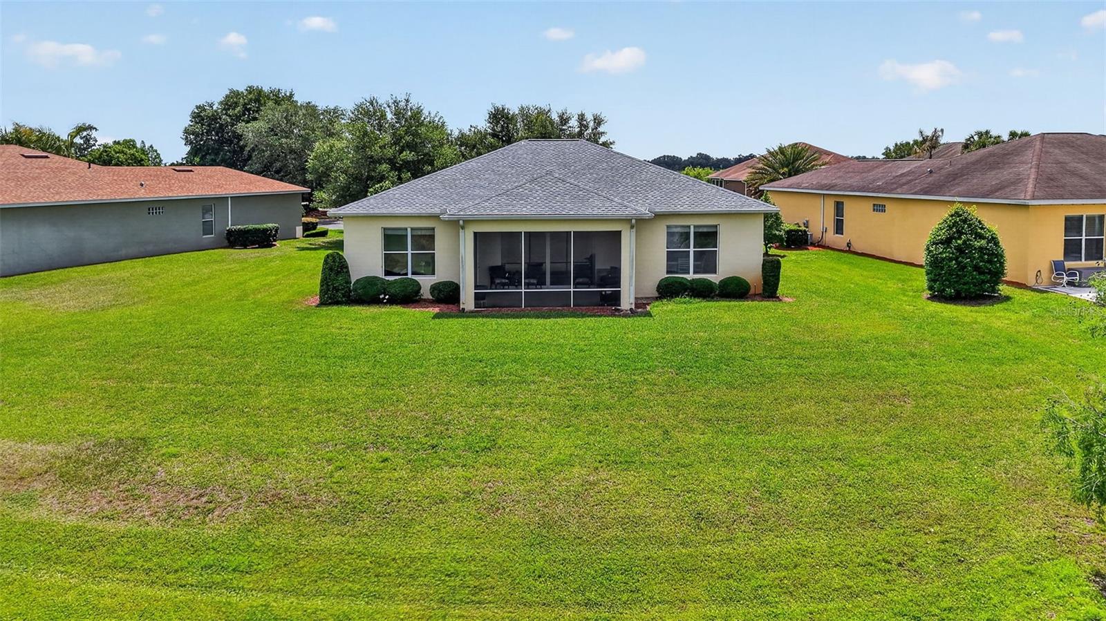 LAKESIDE LANDINGS - Residential
