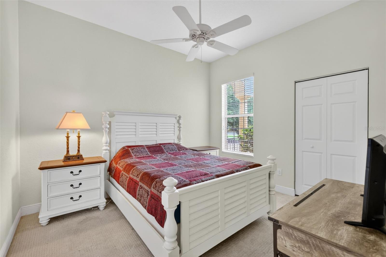 LAKESIDE LANDINGS - Residential