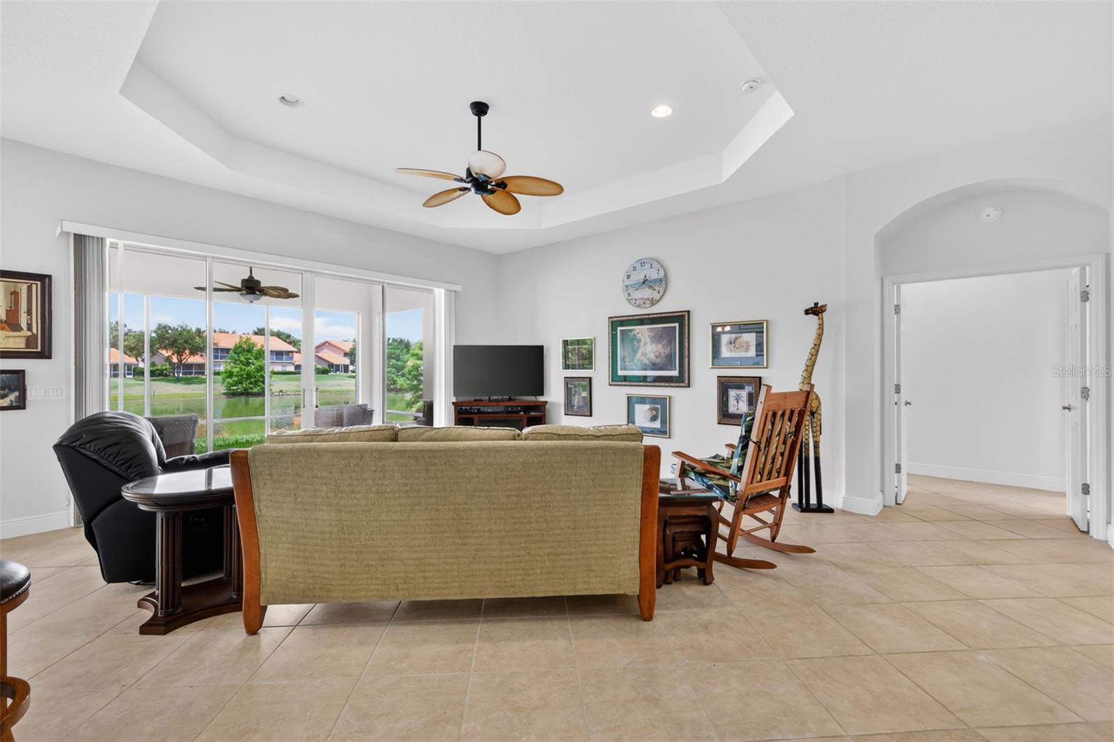 LAKESIDE LANDINGS - Residential