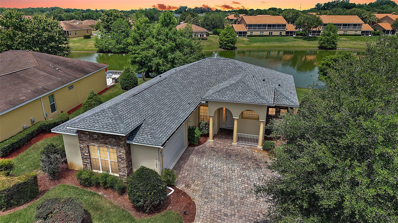LAKESIDE LANDINGS - Residential