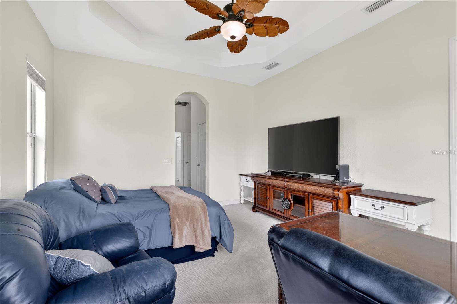 LAKESIDE LANDINGS - Residential
