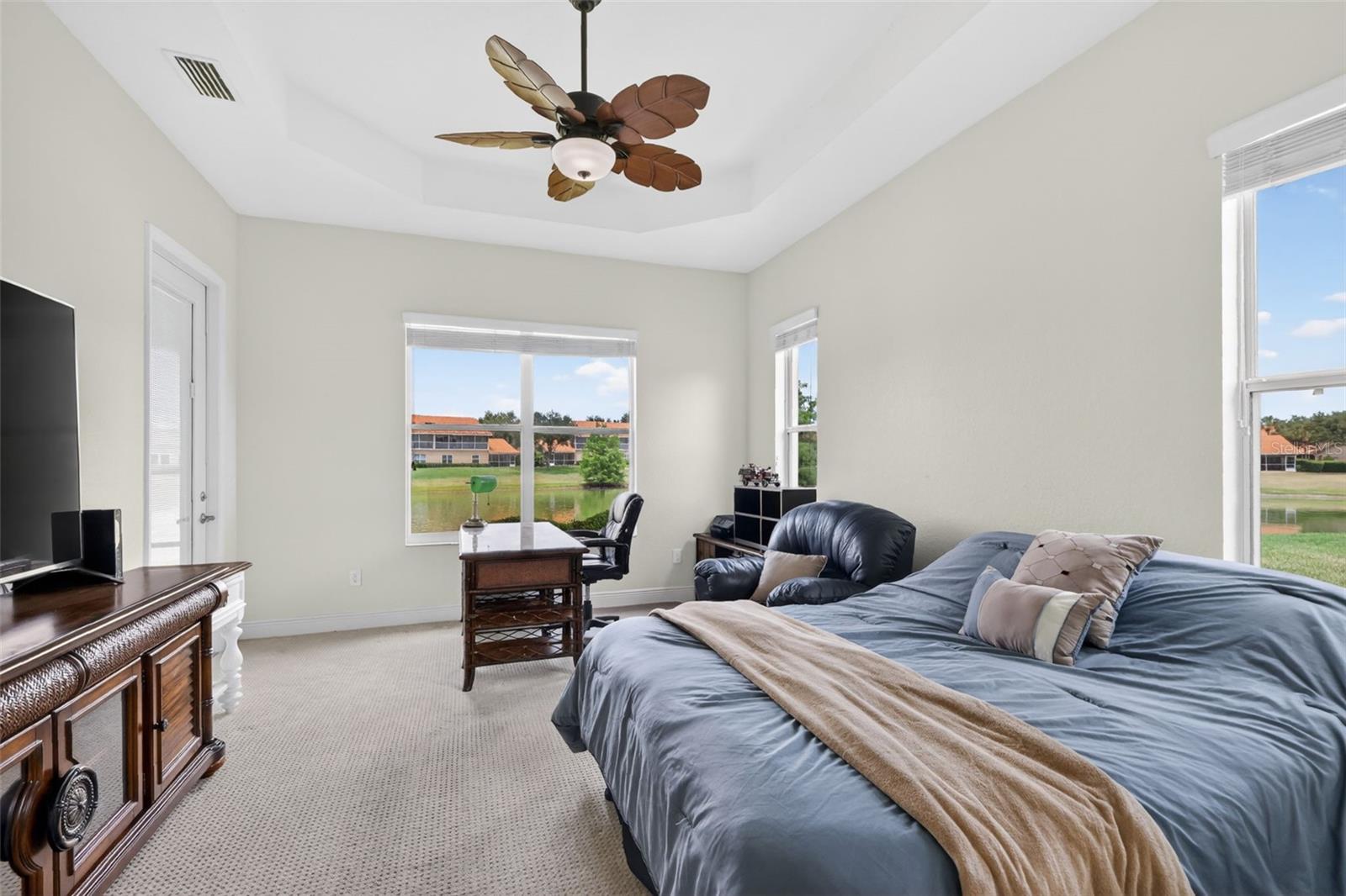LAKESIDE LANDINGS - Residential