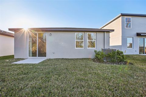 A home in PLANT CITY