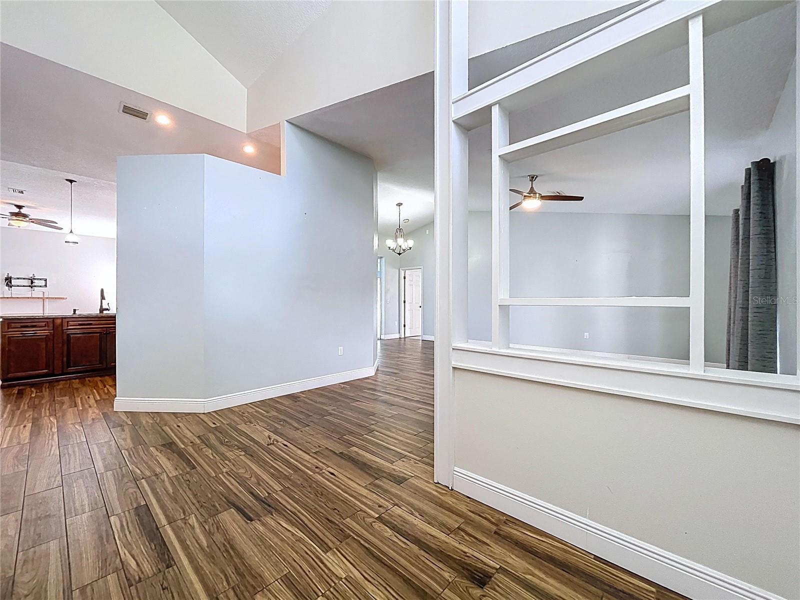 AUTUMN OAKS - Residential