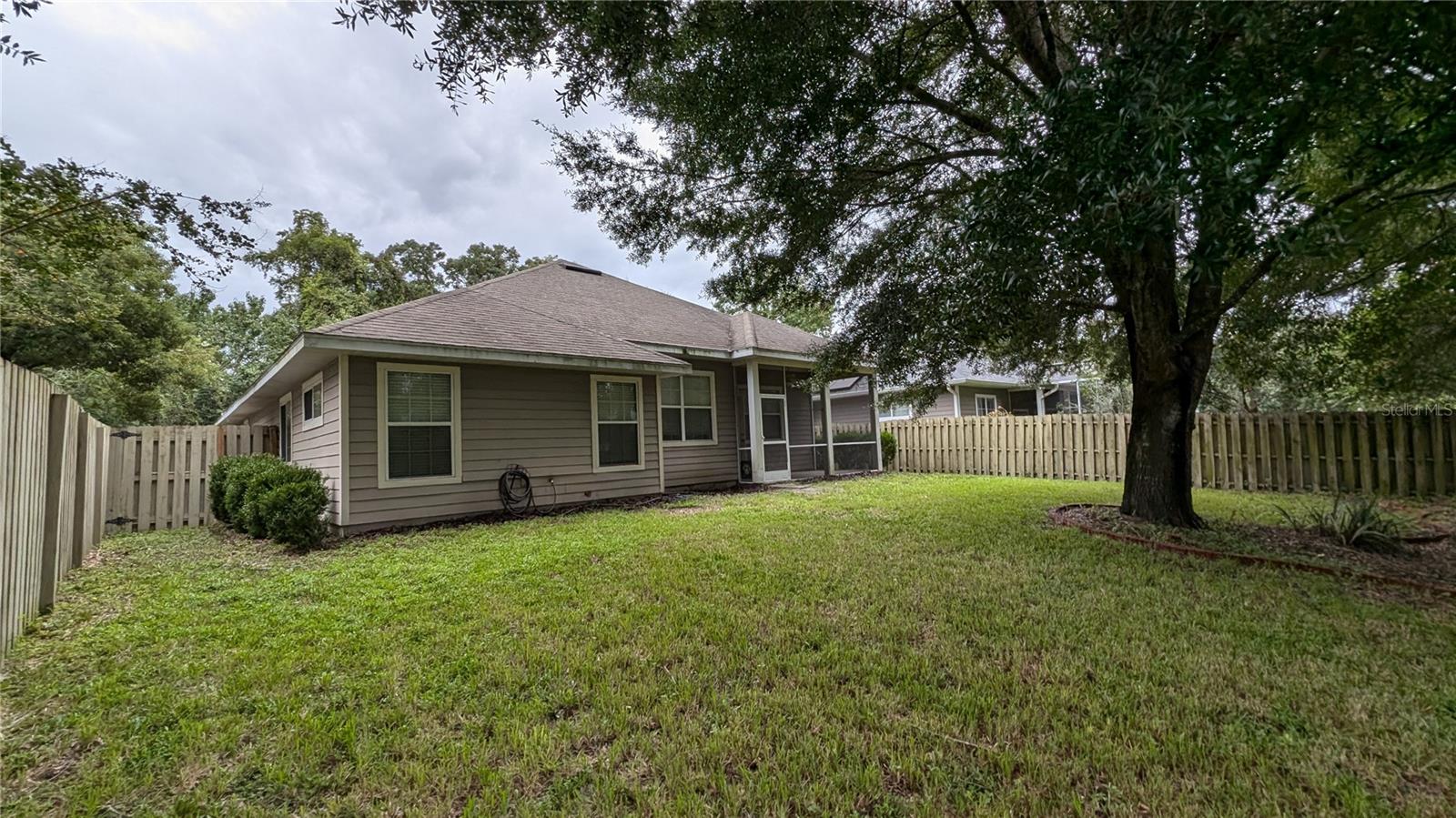 LONGLEAF UNIT 1 PH 2 - Residential Lease