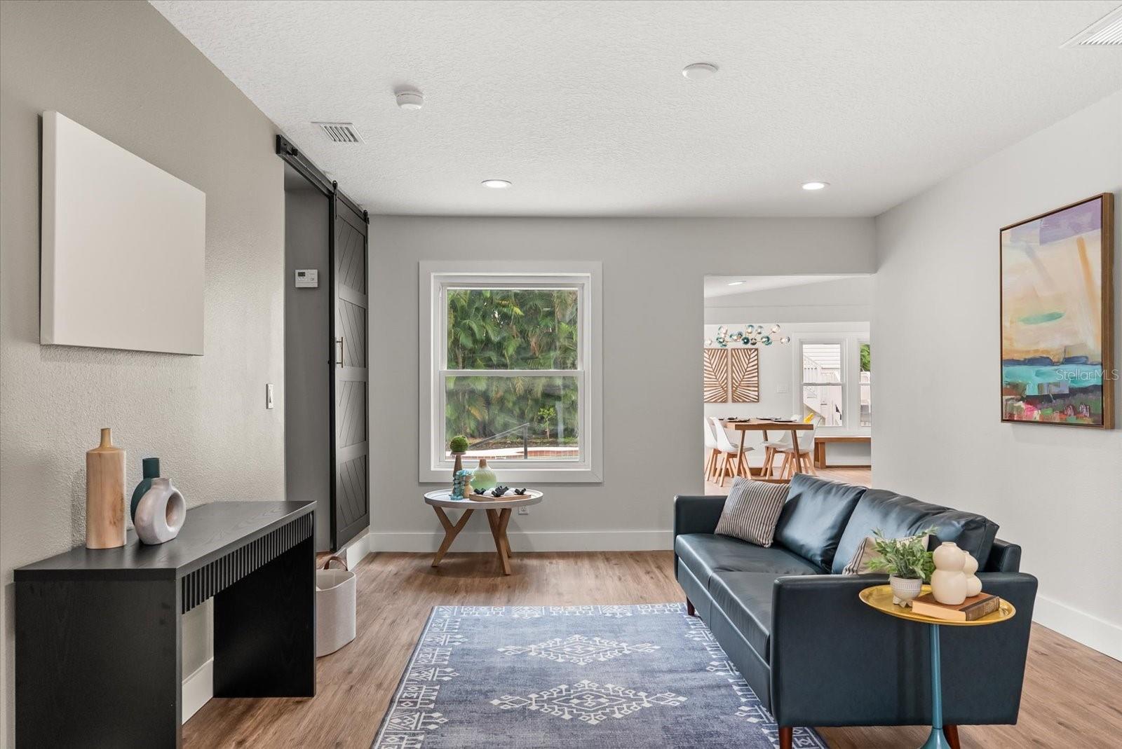 1112 W NEW HAMPSHIRE STREET