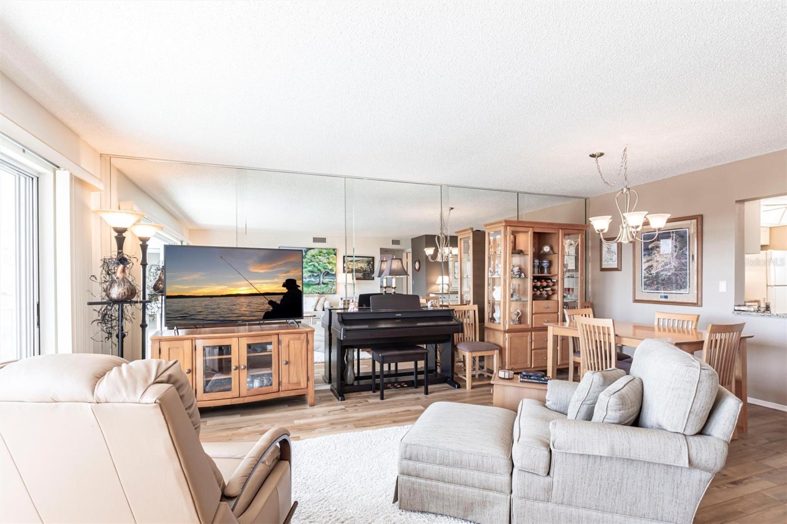 IRONWOOD SIXTEENTH - Residential