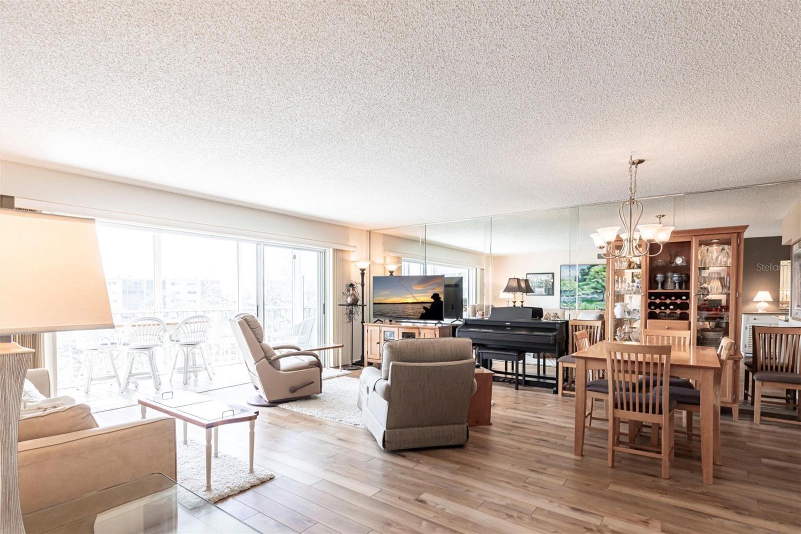 IRONWOOD SIXTEENTH - Residential