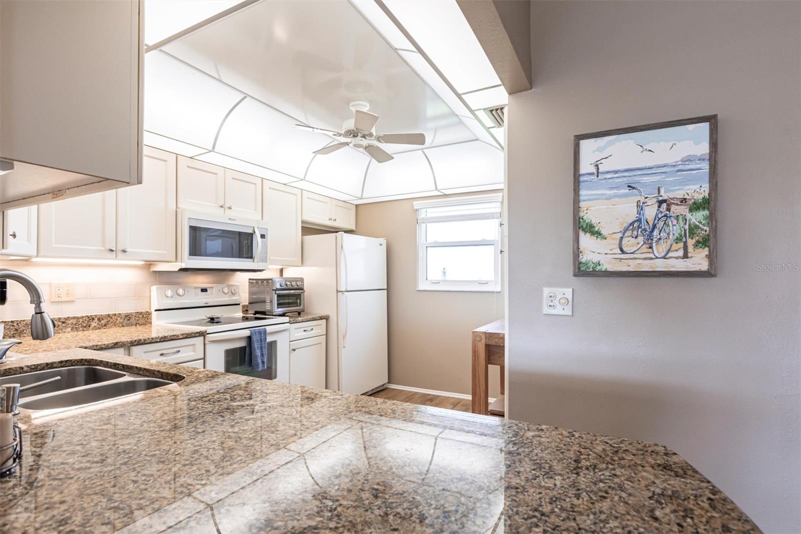 IRONWOOD SIXTEENTH - Residential