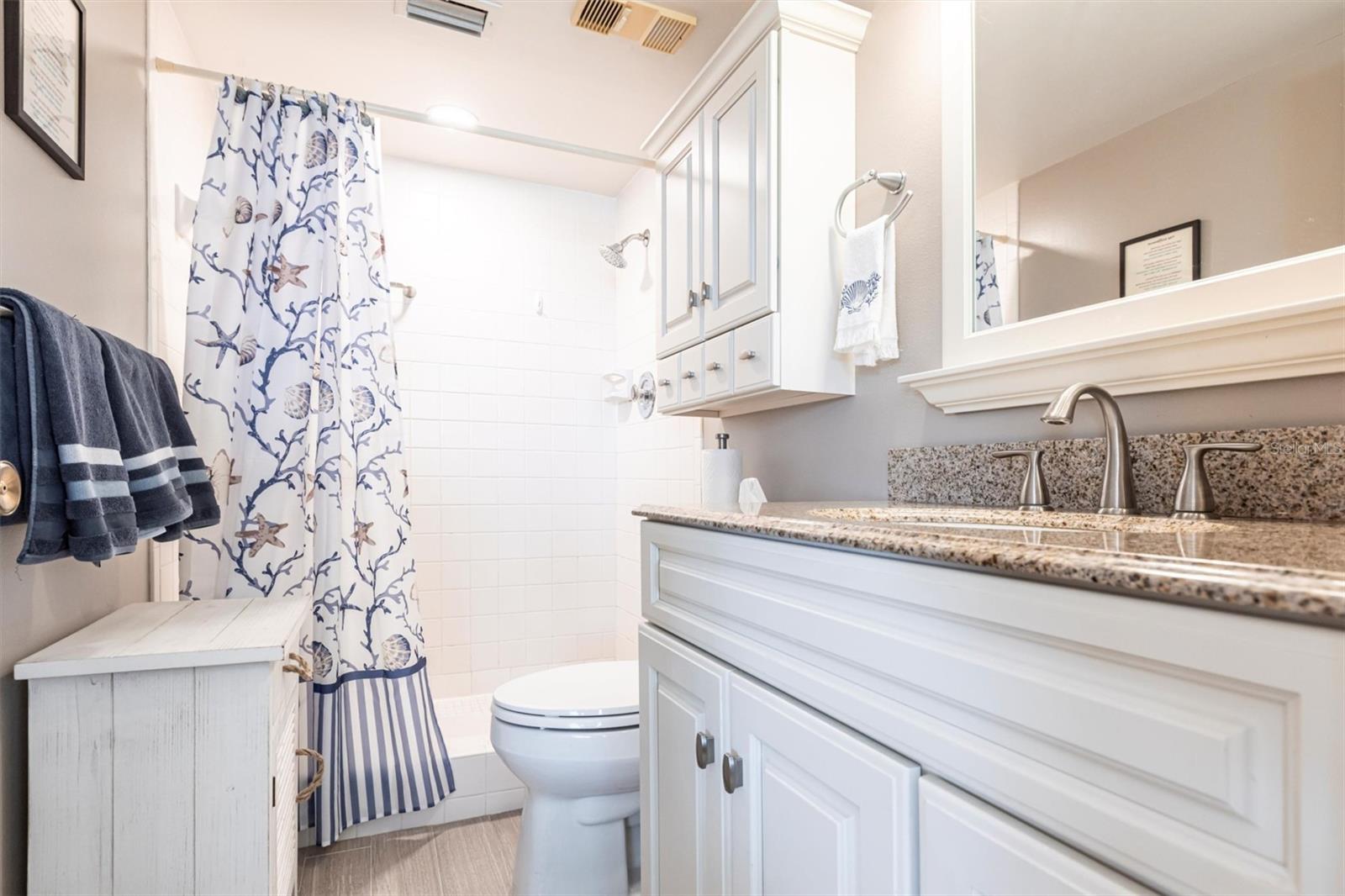 IRONWOOD SIXTEENTH - Residential